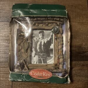Cedar Key Fishing Photo frame Picture NIB 4x6 5x7 Open Box